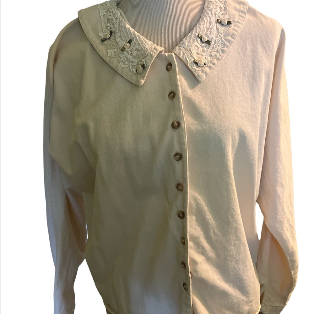 Vintage Denim Republic Small cream long sleeved button down cotton top